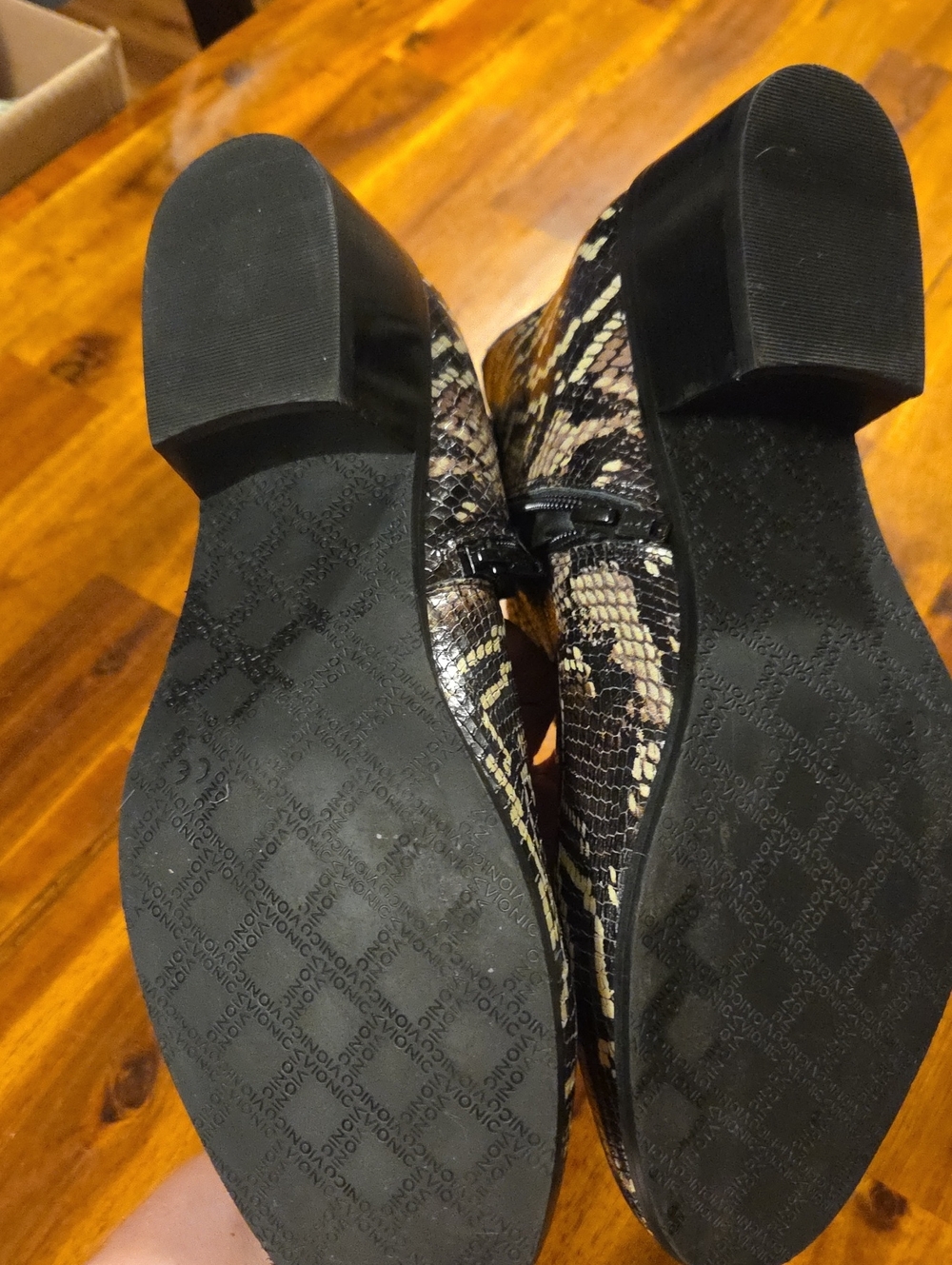 Women's Vionic Snake Rint Ankle Boots - Picture 4 of 5